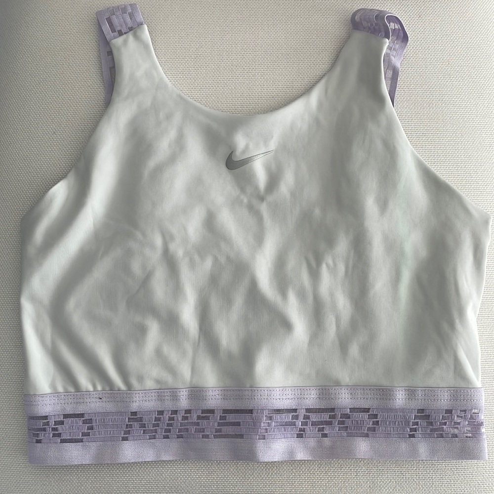 Nike Crop Top